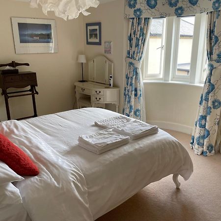 Top Floor En-Suite Double Bedrooms With Great View Of Windsor Castle & Free Parking Exteriér fotografie