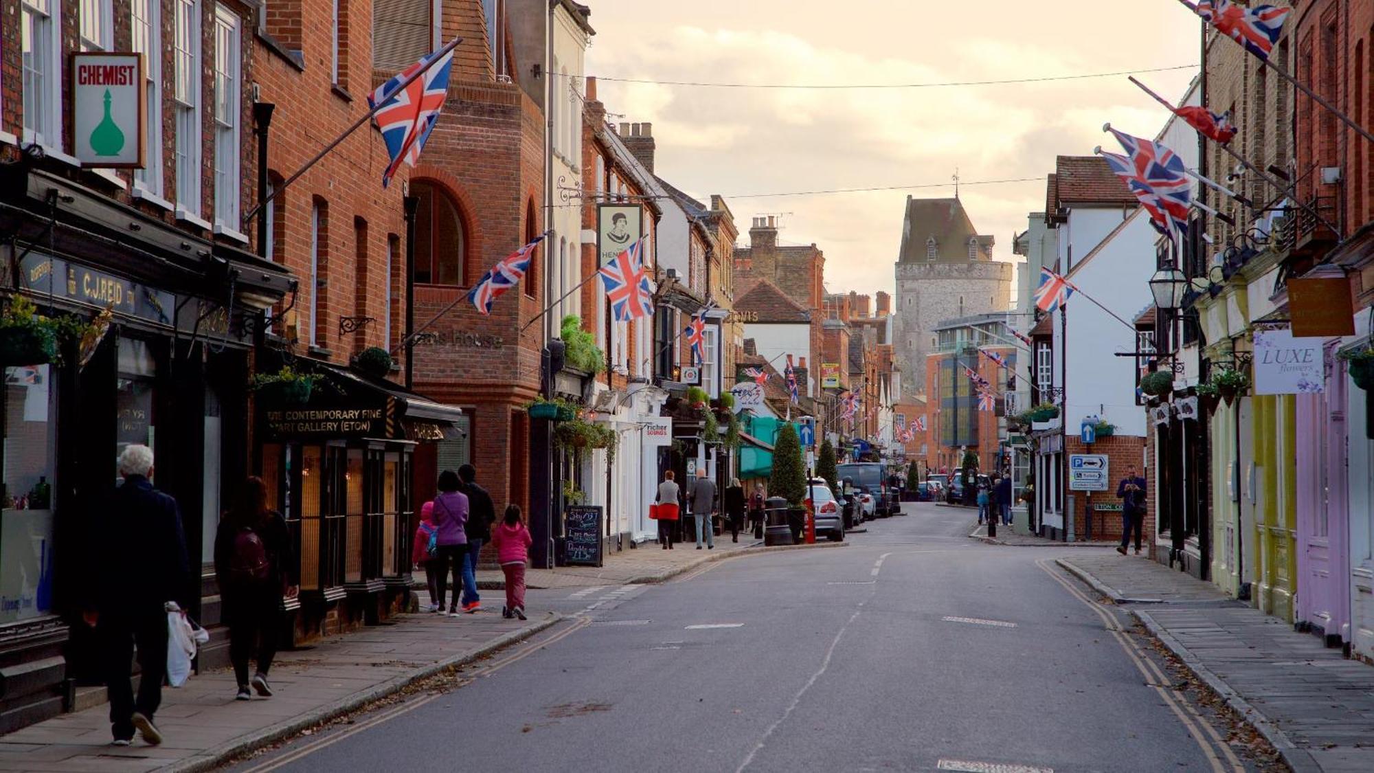 Top Floor En-Suite Double Bedrooms With Great View Of Windsor Castle & Free Parking Exteriér fotografie