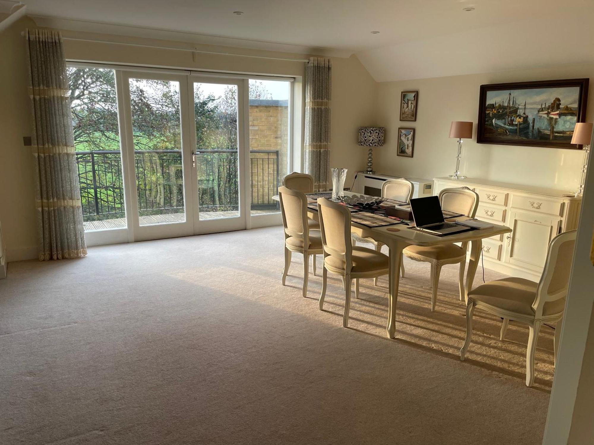 Top Floor En-Suite Double Bedrooms With Great View Of Windsor Castle & Free Parking Exteriér fotografie